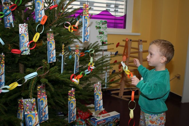 Charitky handed out Christmas presents in Kolín’s hospital